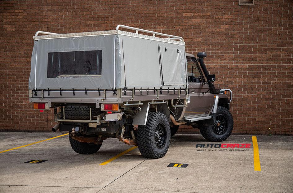 TOYOTA LANDCRUSIER SLEDGE MATTE BLACK